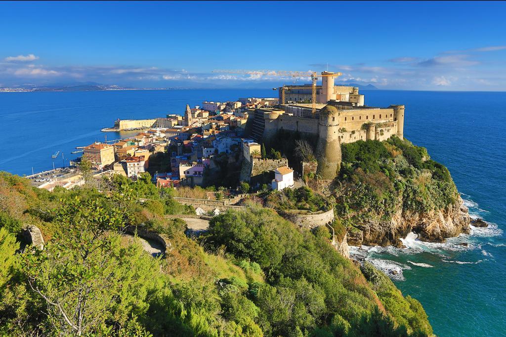 Cento Passi Dal Mare Appartement Gaeta Buitenkant foto